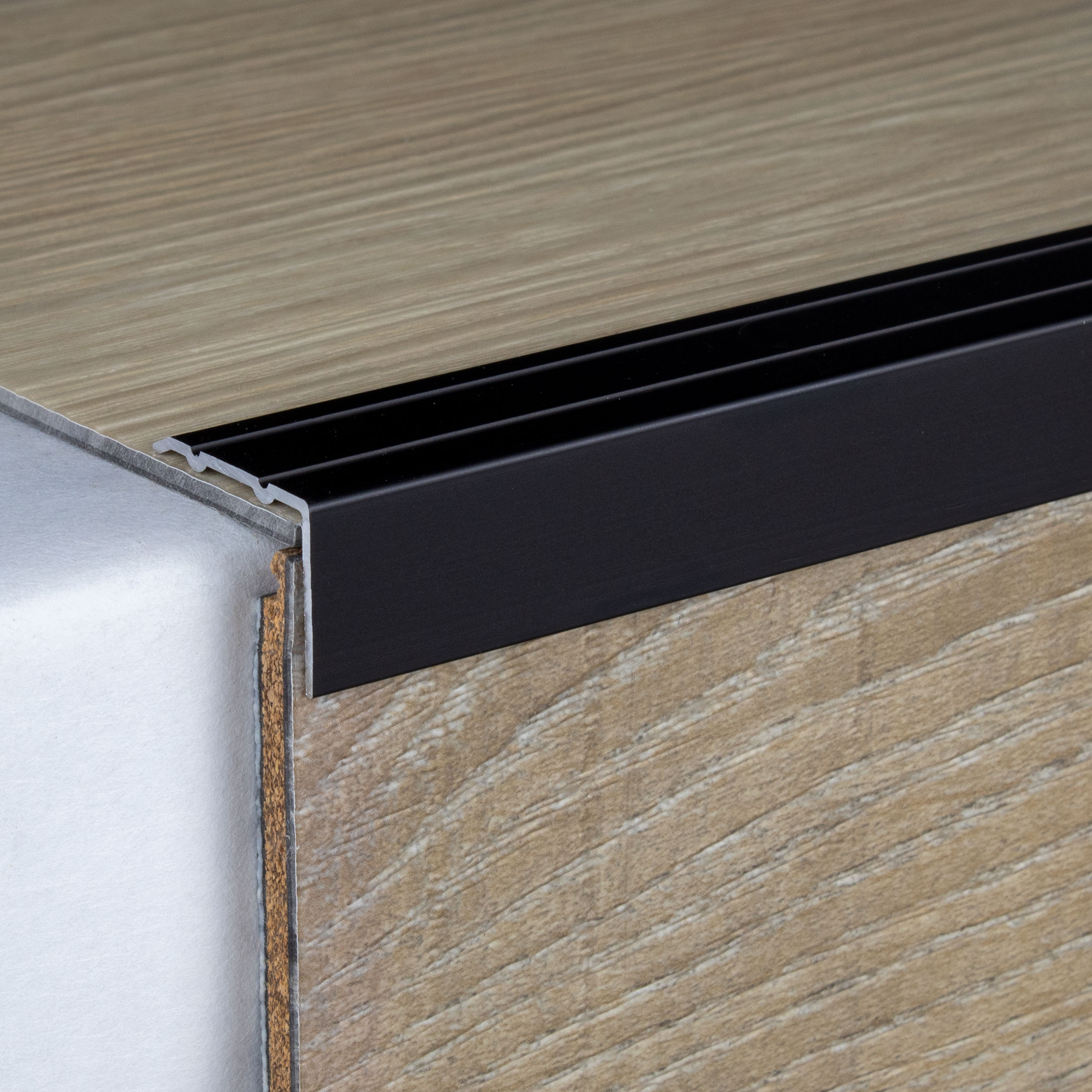 Perfiles angulares y de canto para escaleras PROVISTON Salerno, ancho 24,5 mm, aluminio