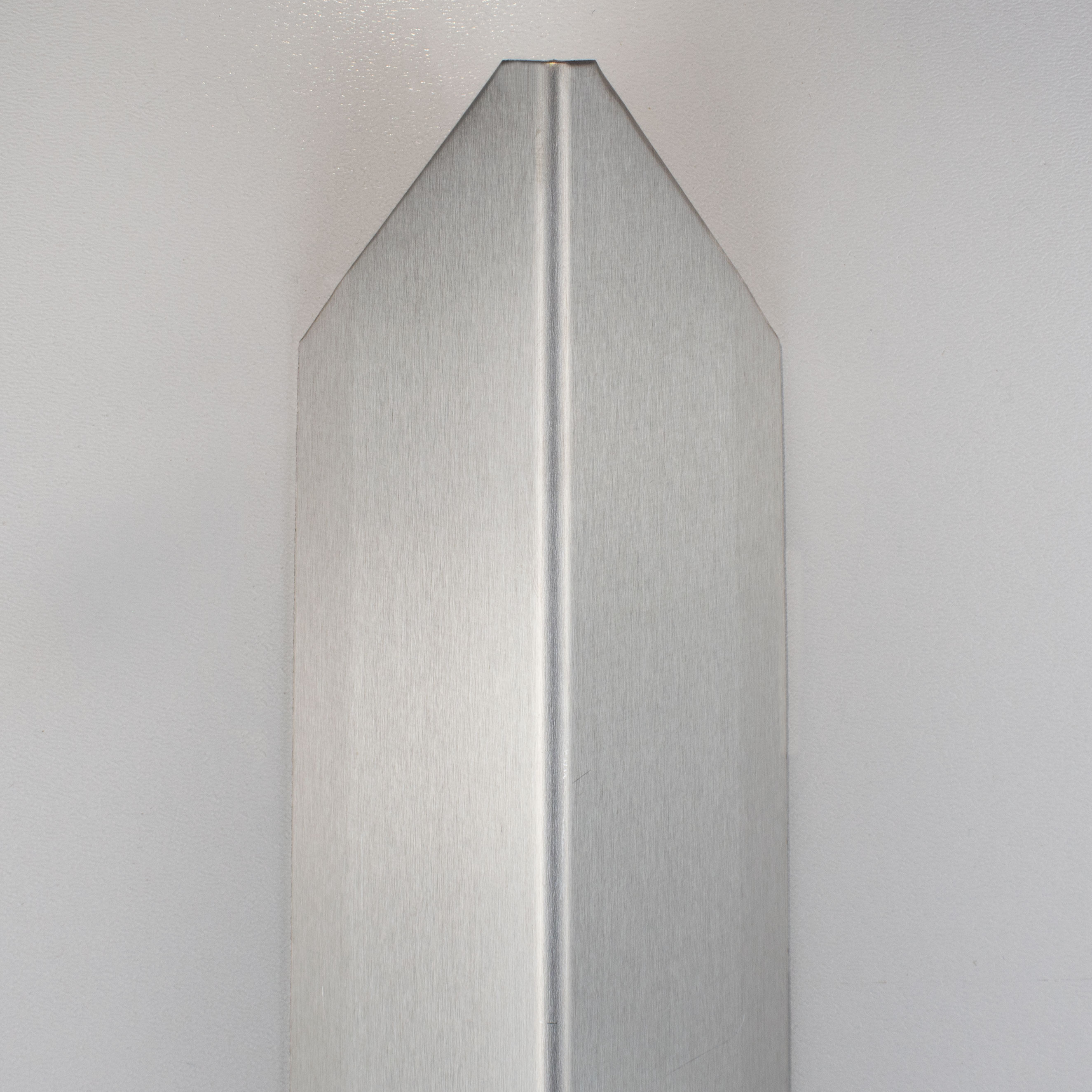 Perfiles de construcción y montaje Auer Gomera 40 x 40 mm, protección de esquinas, aluminio triple plegado