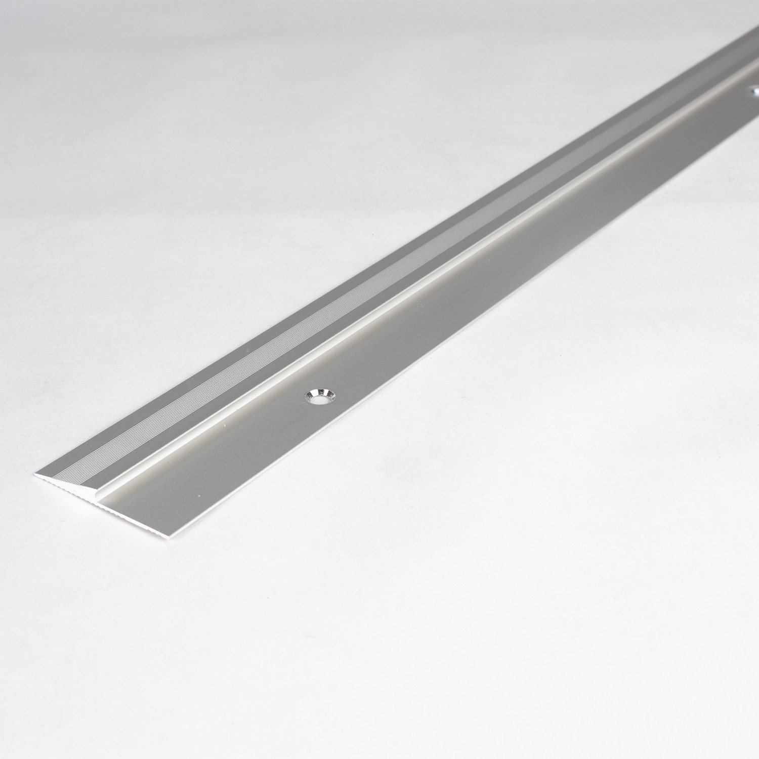 Perfiles de altura y ajuste PROVISTON Broadford Ancho 33 - 43 mm Altura del borde 2 - 5 mm Aluminio