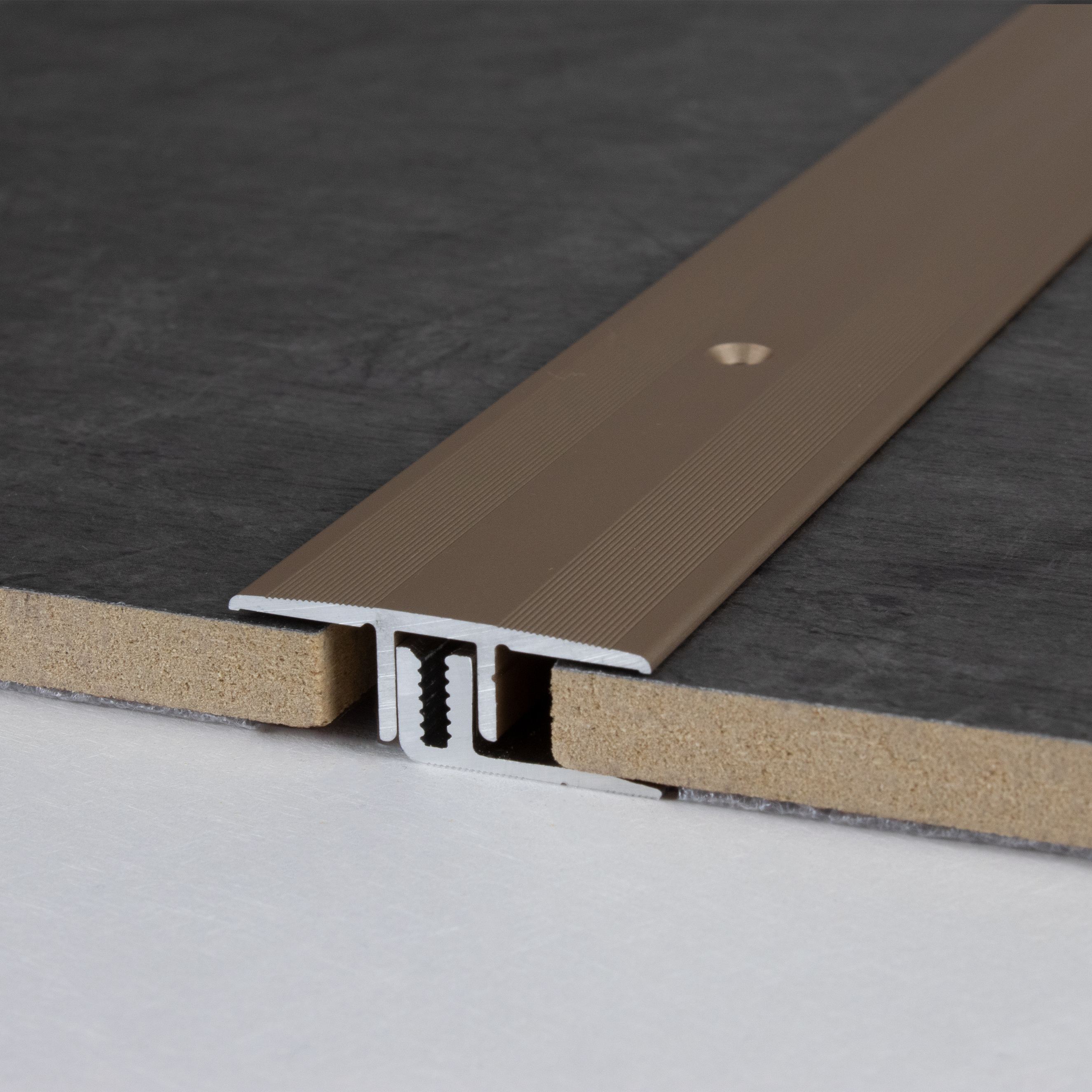 Perfil de transición PROVISTON Calgary B, altura de borde de 33 mm, tira de transición de aluminio anodizado de 7 a 15 mm