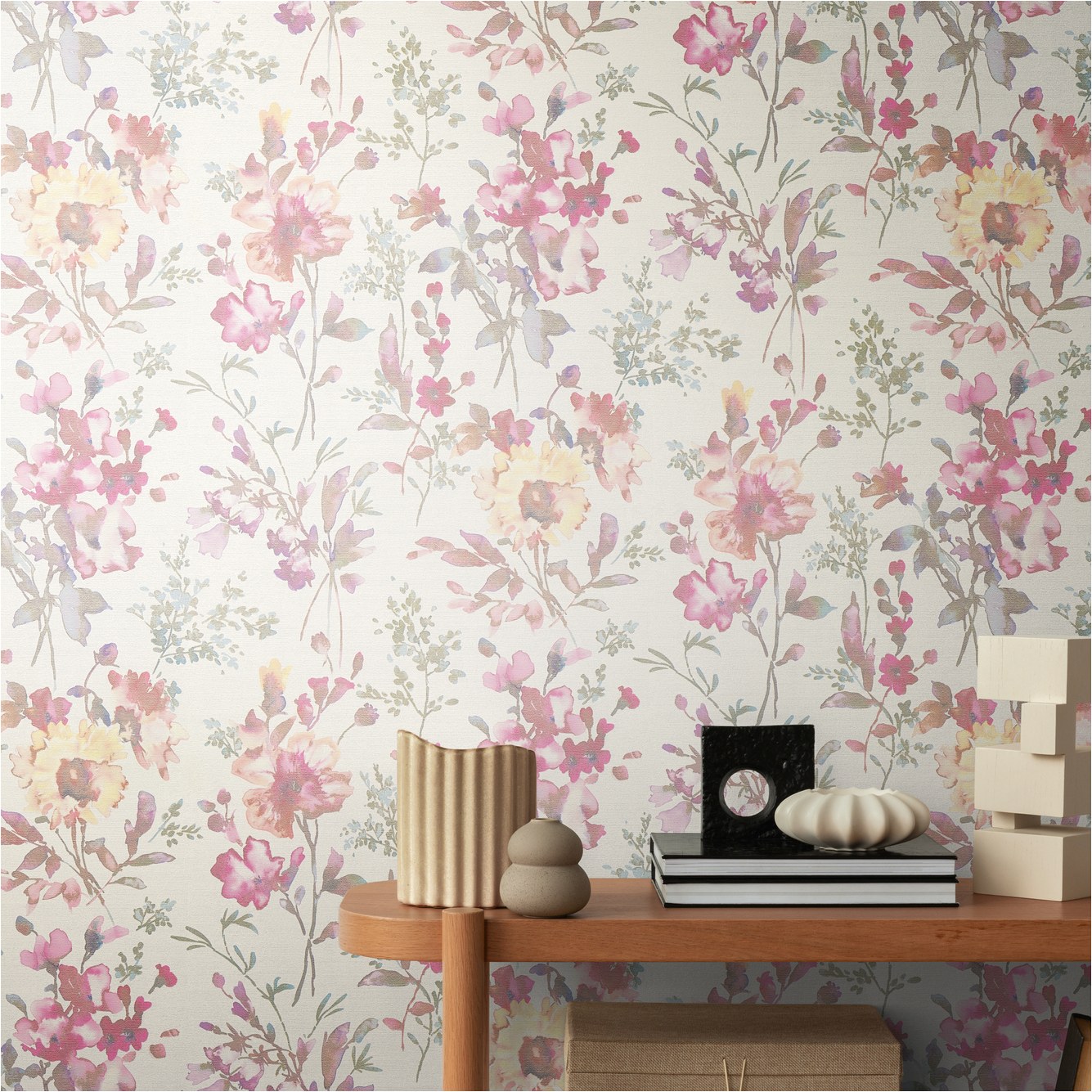Papel pintado no tejido 790611 con flores coloridas, diseño floral CosmoLiving de Cosmopolitan A.S. Creation