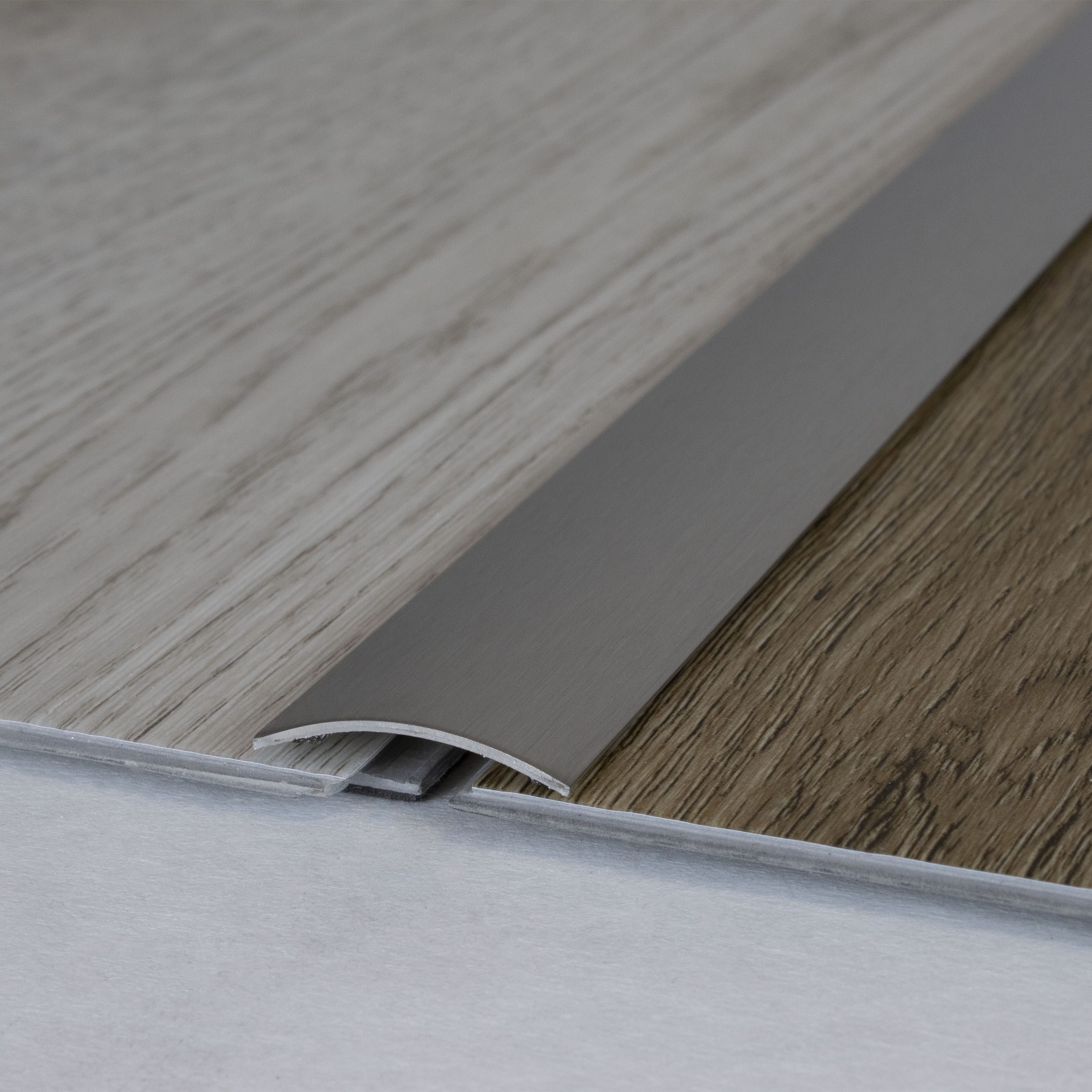 Perfil de transición PROVISTON Rotterdam, 28 mm de ancho, tira de transición de acero inoxidable