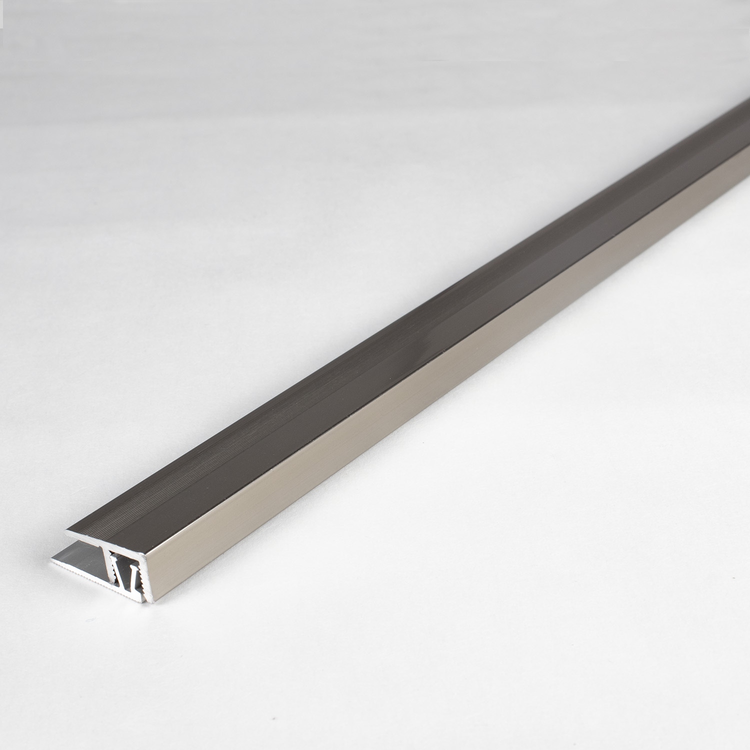 Perfiles de canto y acabado PROVISTON Markdale B 24 mm, altura de canto 7-10 mm, aluminio anodizado