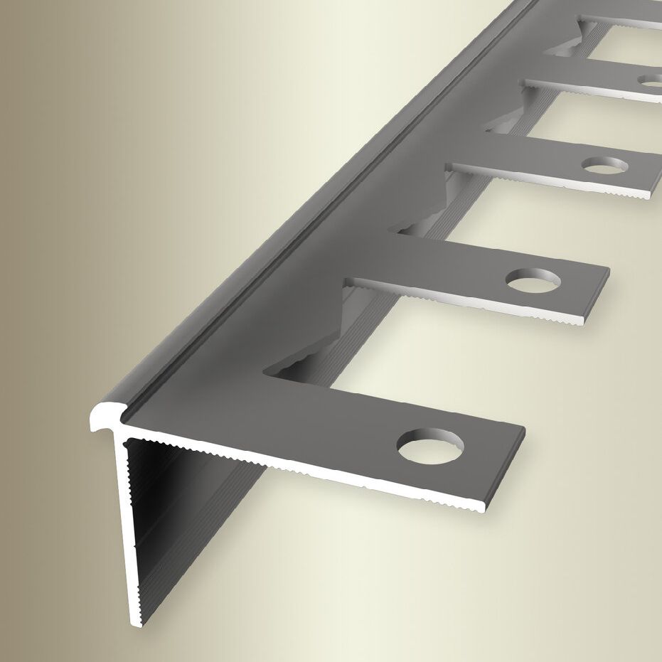 Perfiles de canto y ángulo para escaleras Küberit de 39 x 2500 mm, altura de canto de 2,5 a 3 mm, aluminio anodizado