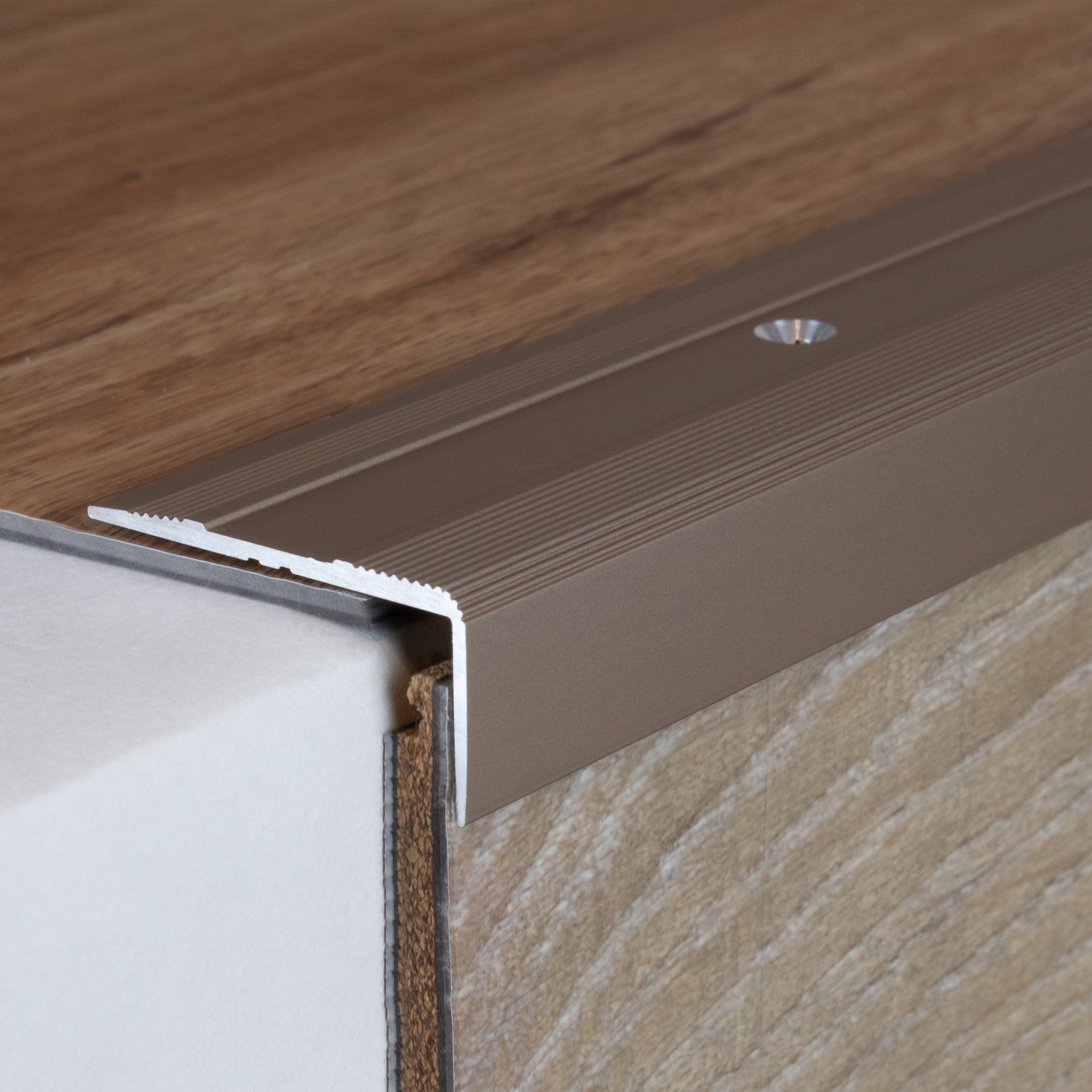 Perfiles angulares y de canto para escaleras PROVISTON Milena H 15 mm W 36 mm L 1000 mm Aluminio