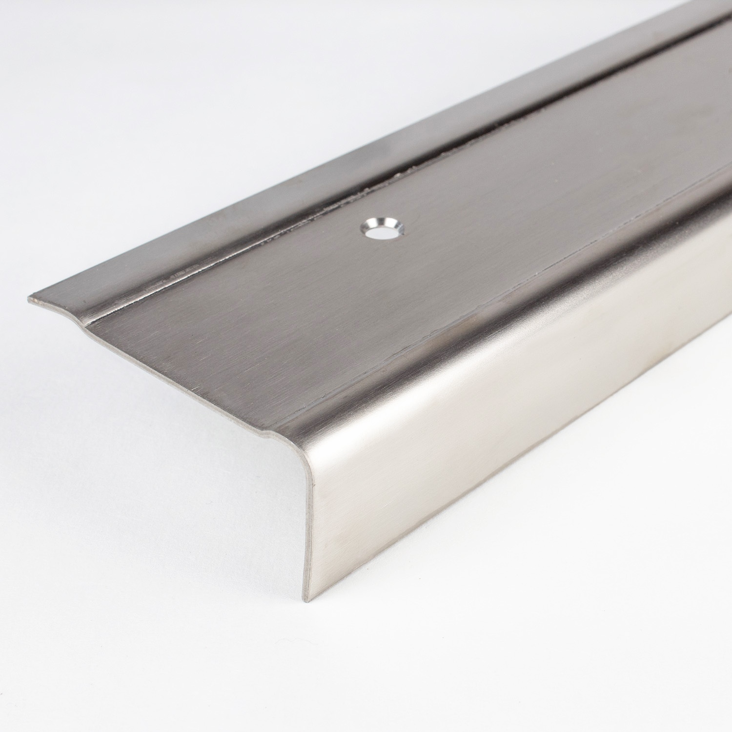 Perfiles de canto y ángulo para escaleras Auer Mirabella, ancho 63 mm, altura 25-45 mm, acero inoxidable