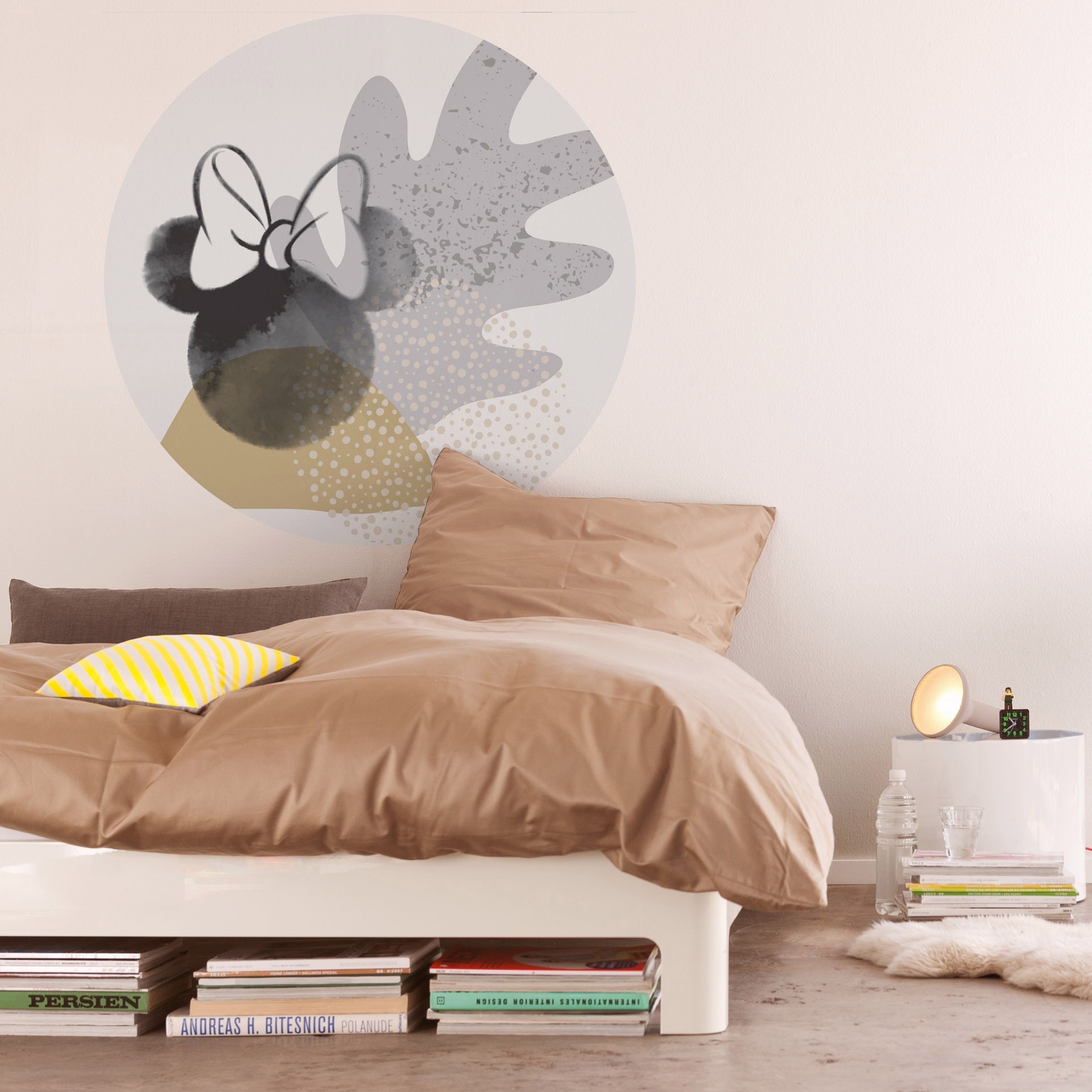 Papel pintado fotográfico Komar Disney Dot Minnie Loop Art 125 x 125 cm, tejido no tejido autoadhesivo, diseño de ratón de dibujos animados