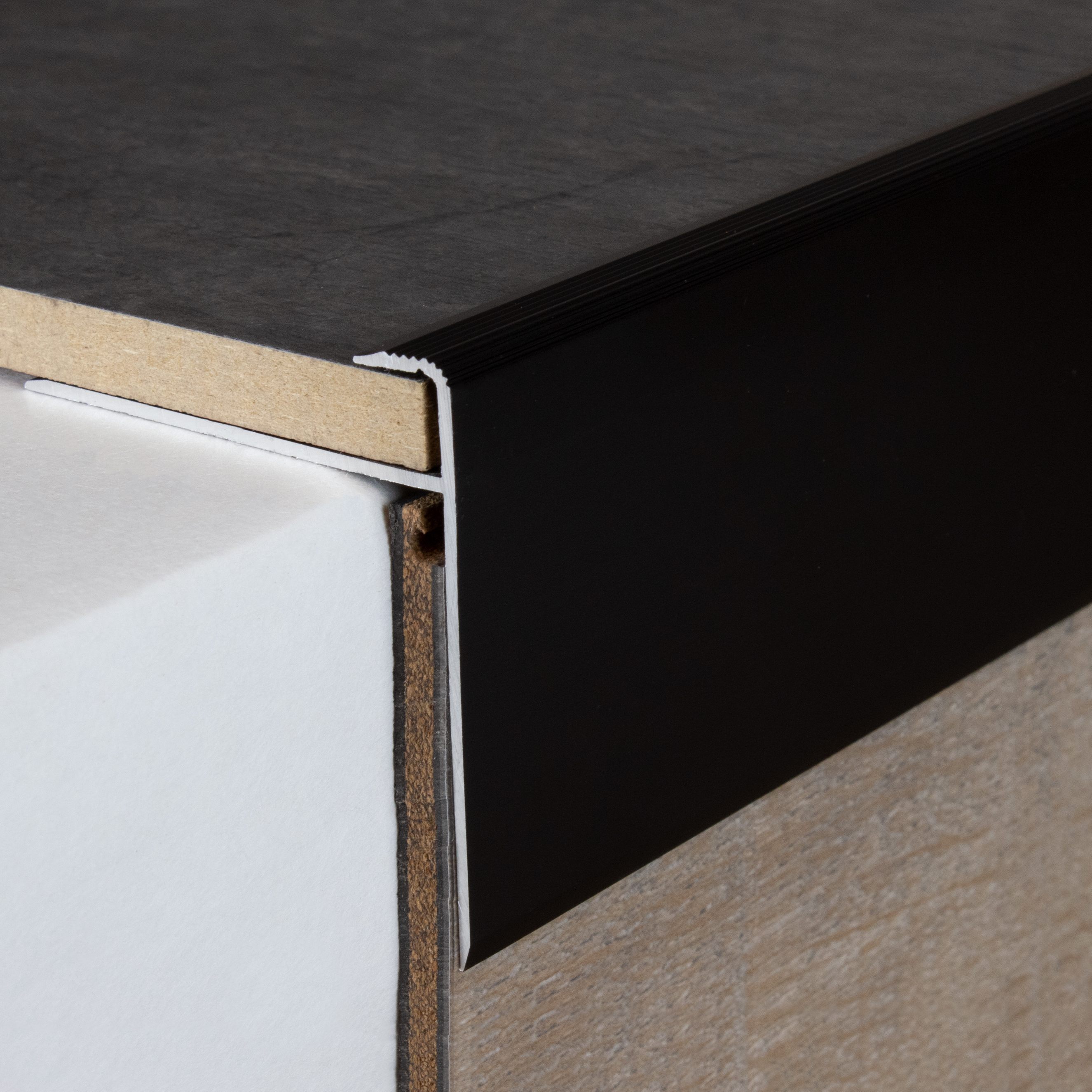 Perfil final, altura del canto 8,5 mm, ancho 50 mm, ancho del canto 10 mm, perfil de canto de aluminio PROVISTON