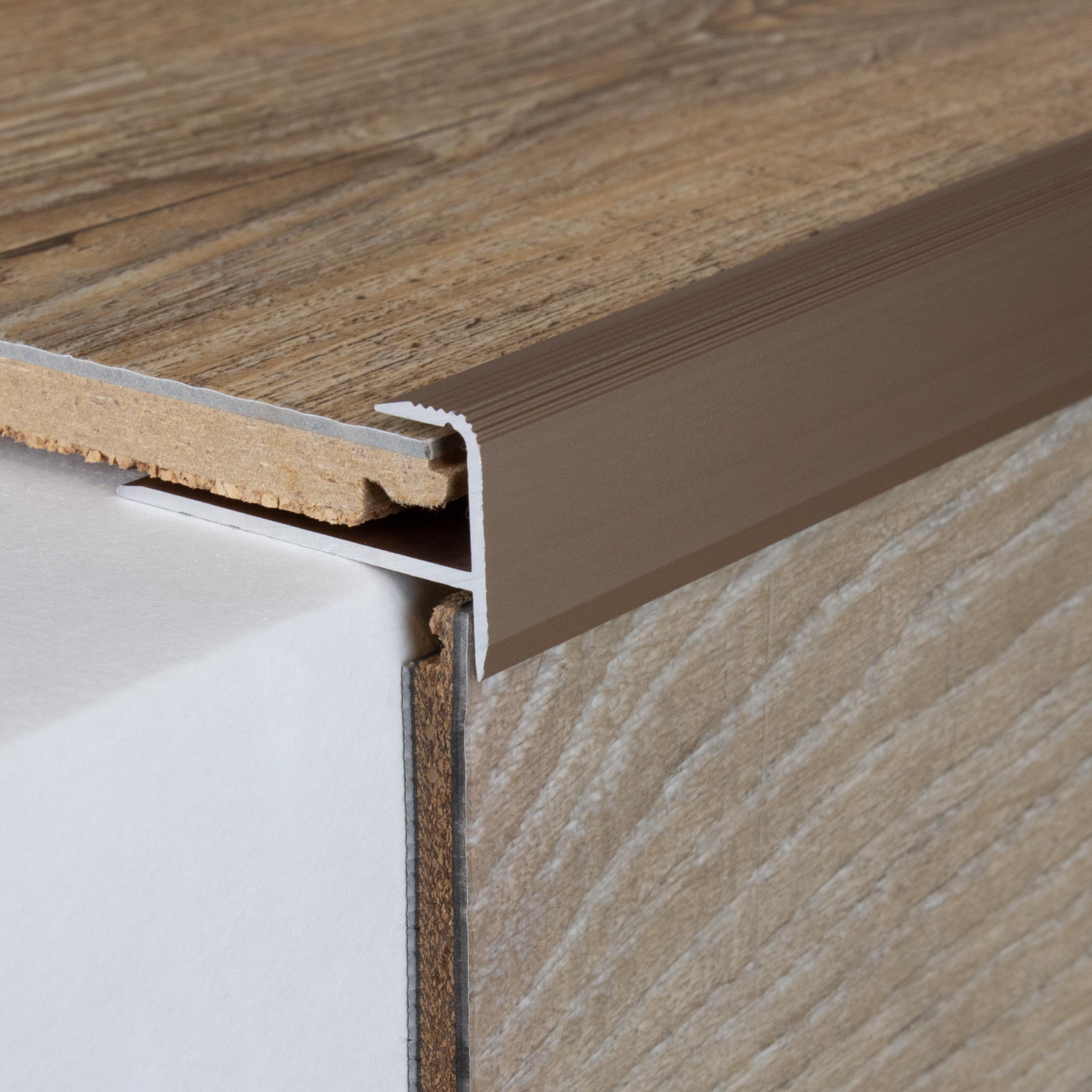 Perfiles de canto y acabado PROVISTON Matane B, altura de canto de 37 mm, aluminio anodizado de 10,3 mm