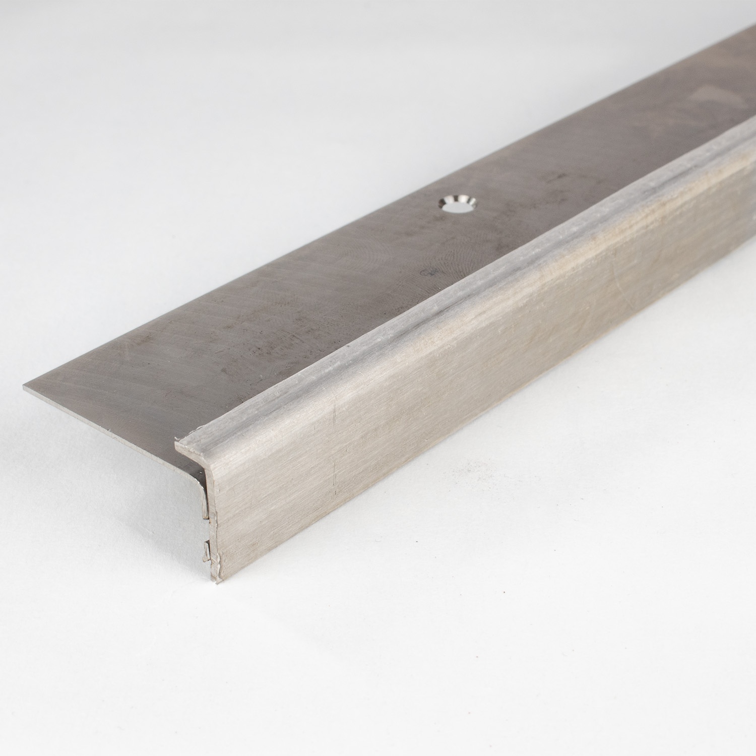 Perfiles de remate y canto Auer Claydon 23 x 29 x 2700 mm, altura del canto: 2 - 15 mm, acero inoxidable