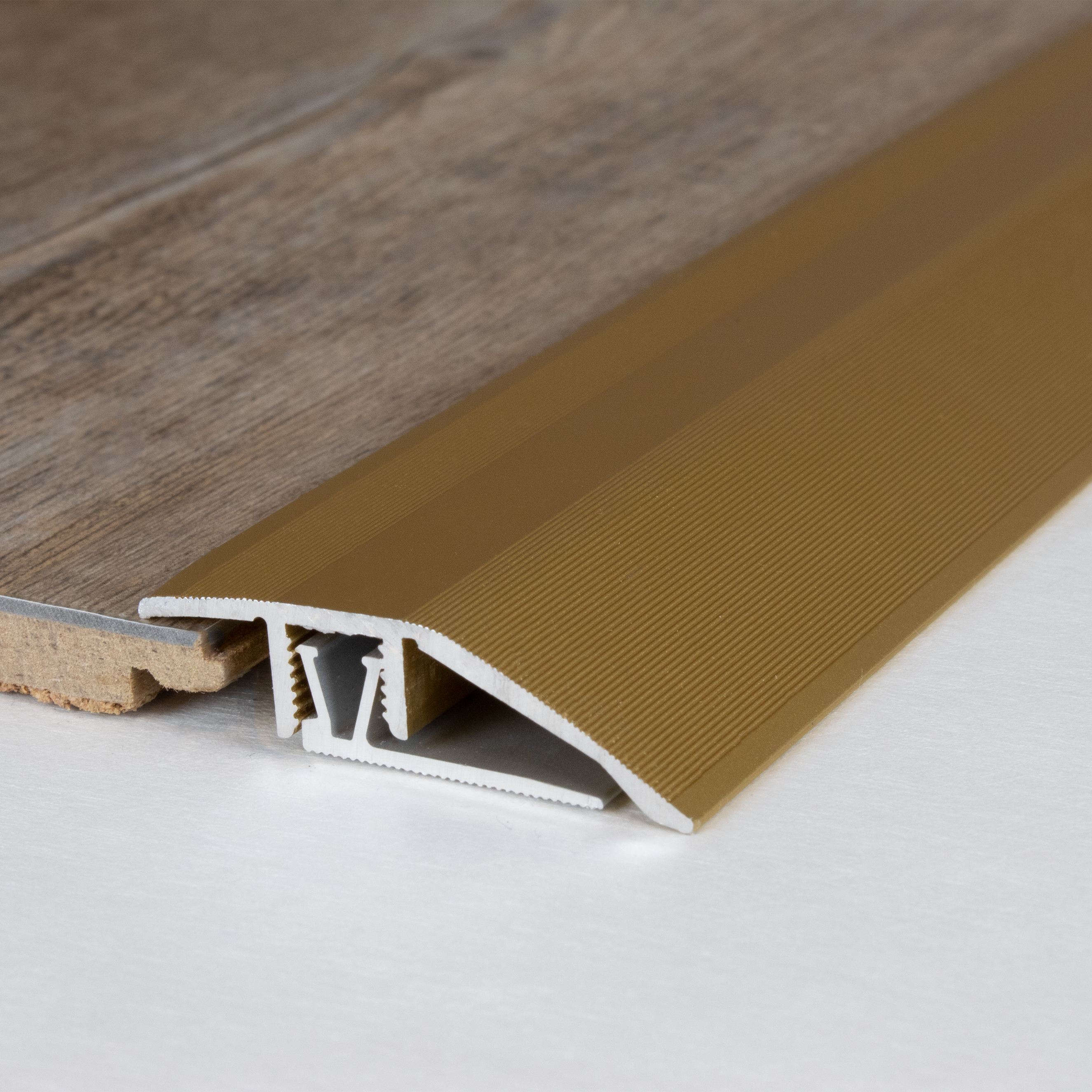 Perfiles de altura y ajuste PROVISTON Toronto B, altura de borde de 41 mm, 7-10 mm, aluminio anodizado