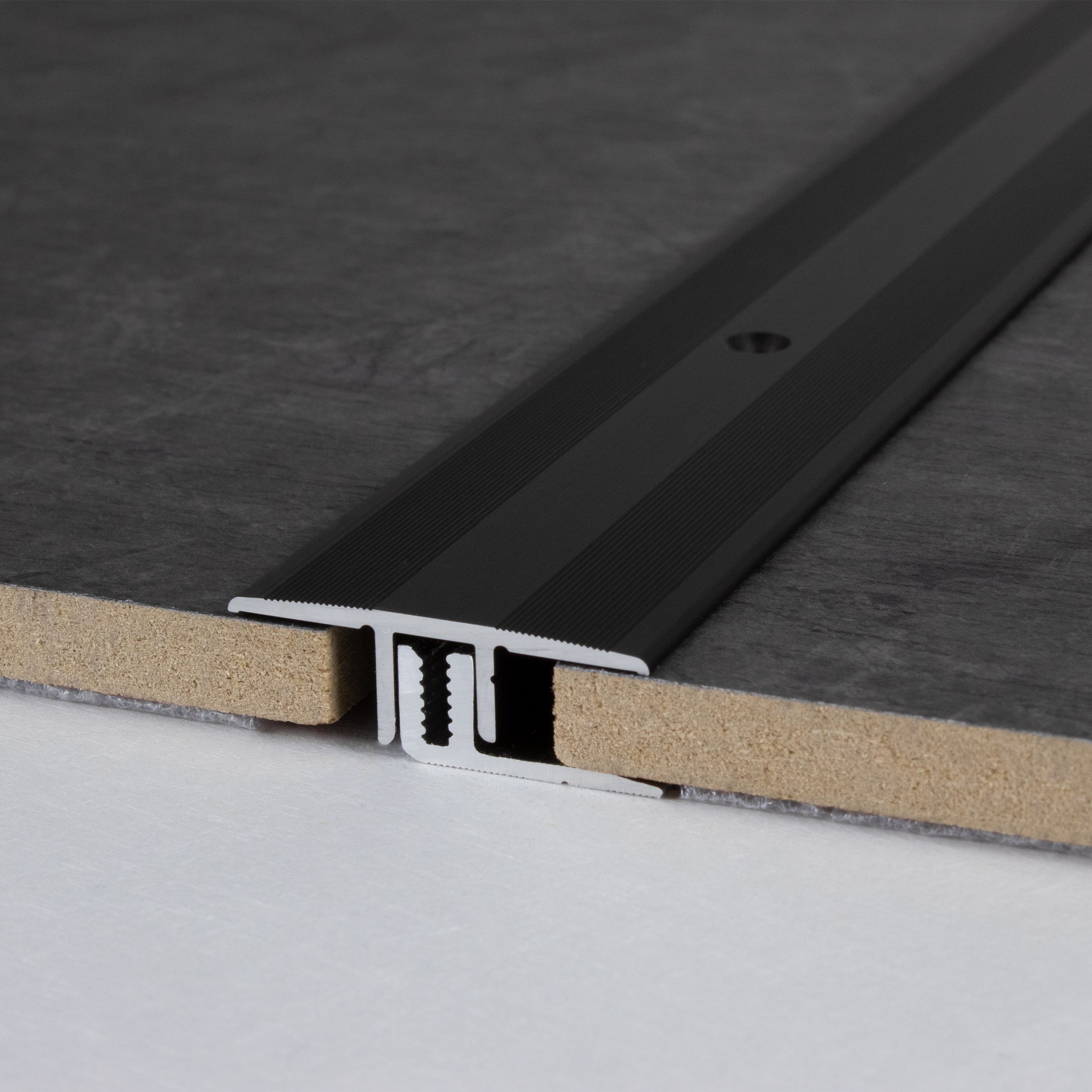 Perfil de transición PROVISTON Calgary B, altura de borde de 33 mm, tira de transición de aluminio anodizado de 7 a 15 mm