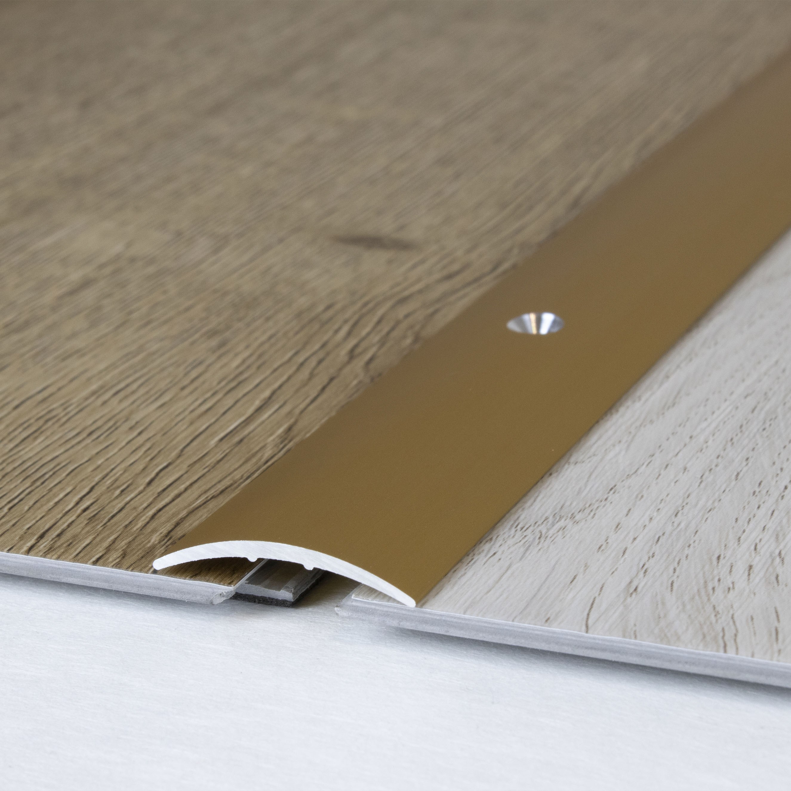 Perfil de transición Auer Bruselas, altura 4,5 mm, ancho 28 mm, tira de transición, aluminio anodizado