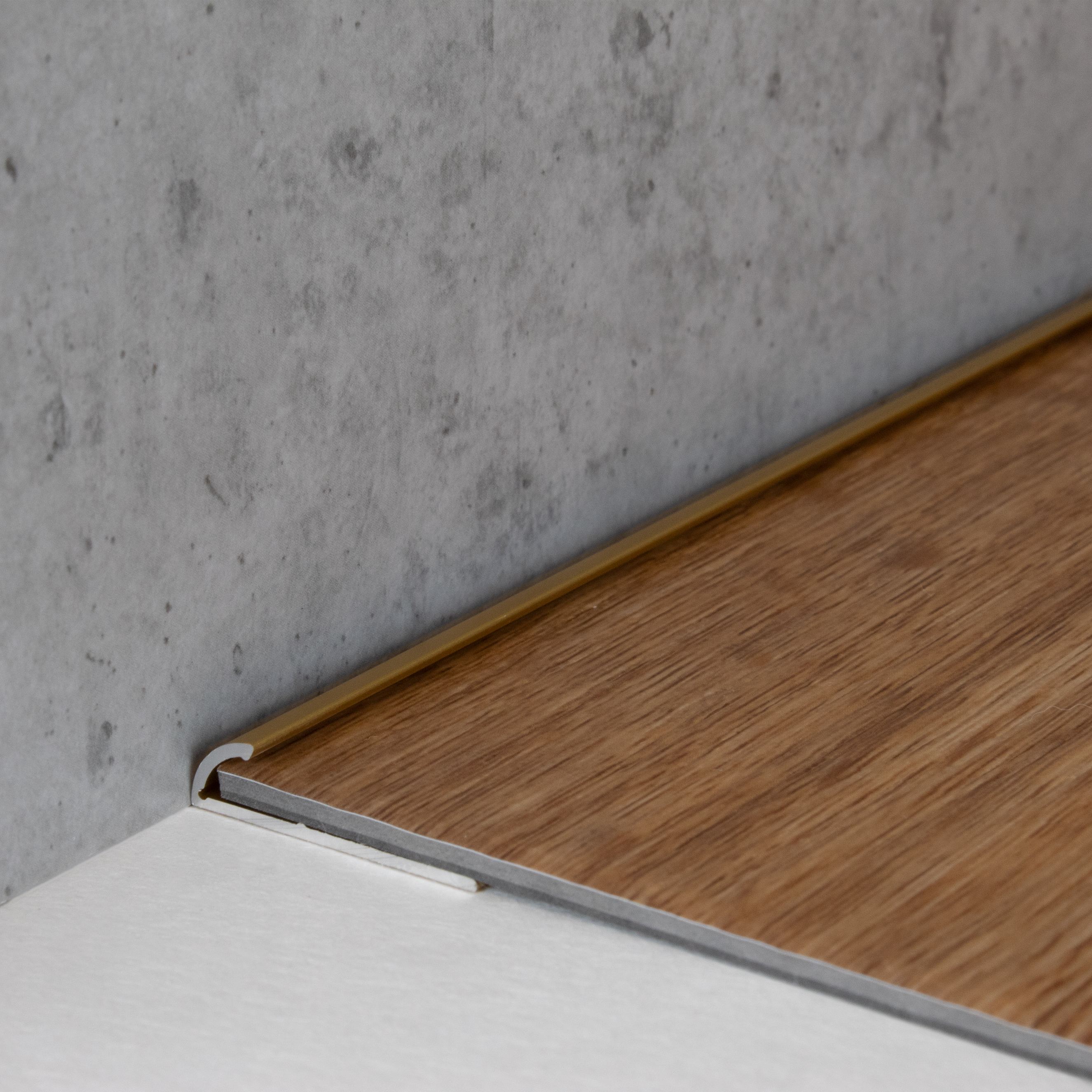 Perfil final, altura 4 mm, ancho 25 mm, ancho de canto 6 mm, perfil de canto de aluminio PROVISTON