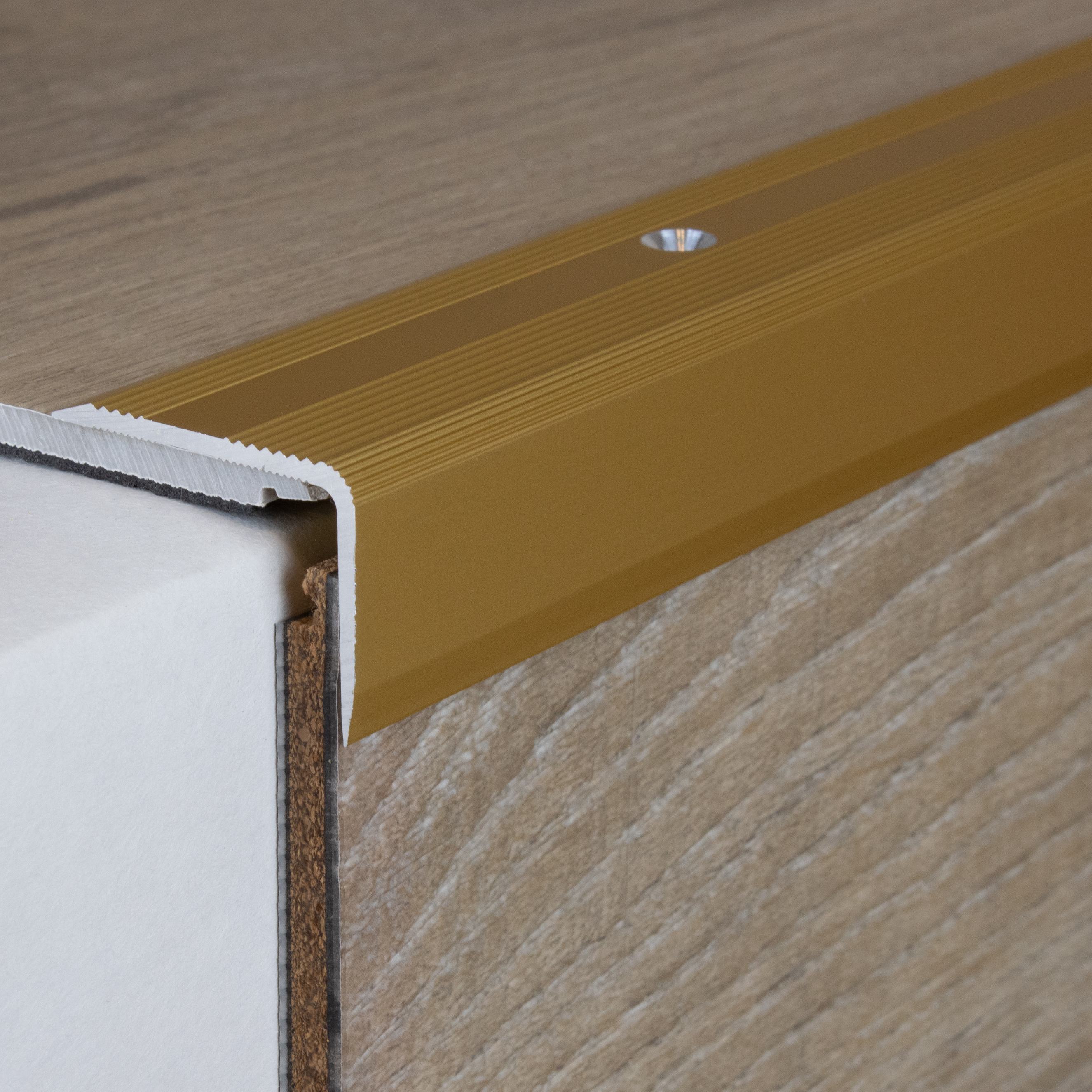 Perfiles angulares y de canto para escaleras, ancho 30 mm, altura 22-52 mm, espesor del material: 2 mm, PROVISTON