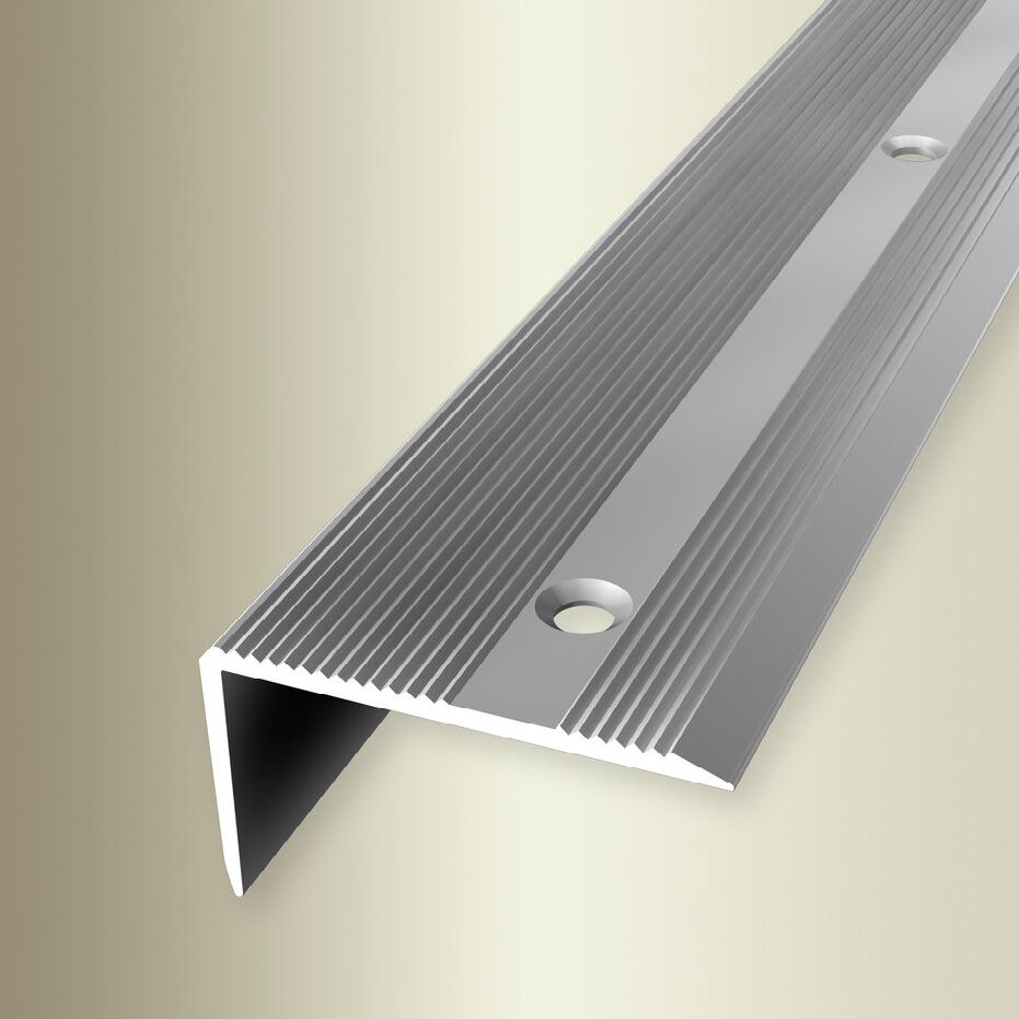 Perfiles de canto y ángulo para escaleras Küberit, 25 mm de alto x 40 mm de ancho, altura de canto de 0 a 22 mm, aluminio anodizado.