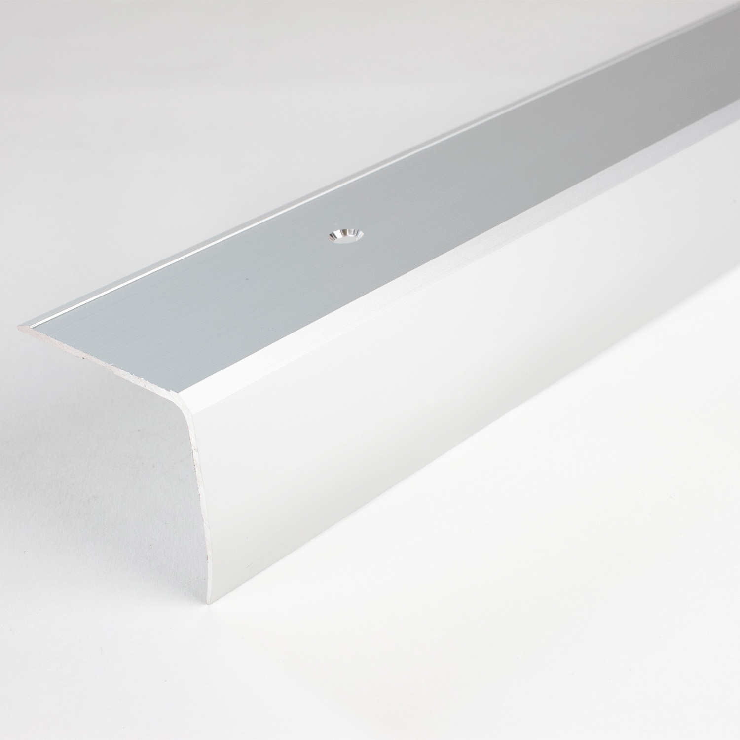 Perfiles angulares y de canto para escaleras Auer Joilette, altura 43 mm, ancho 50 mm, aluminio anodizado