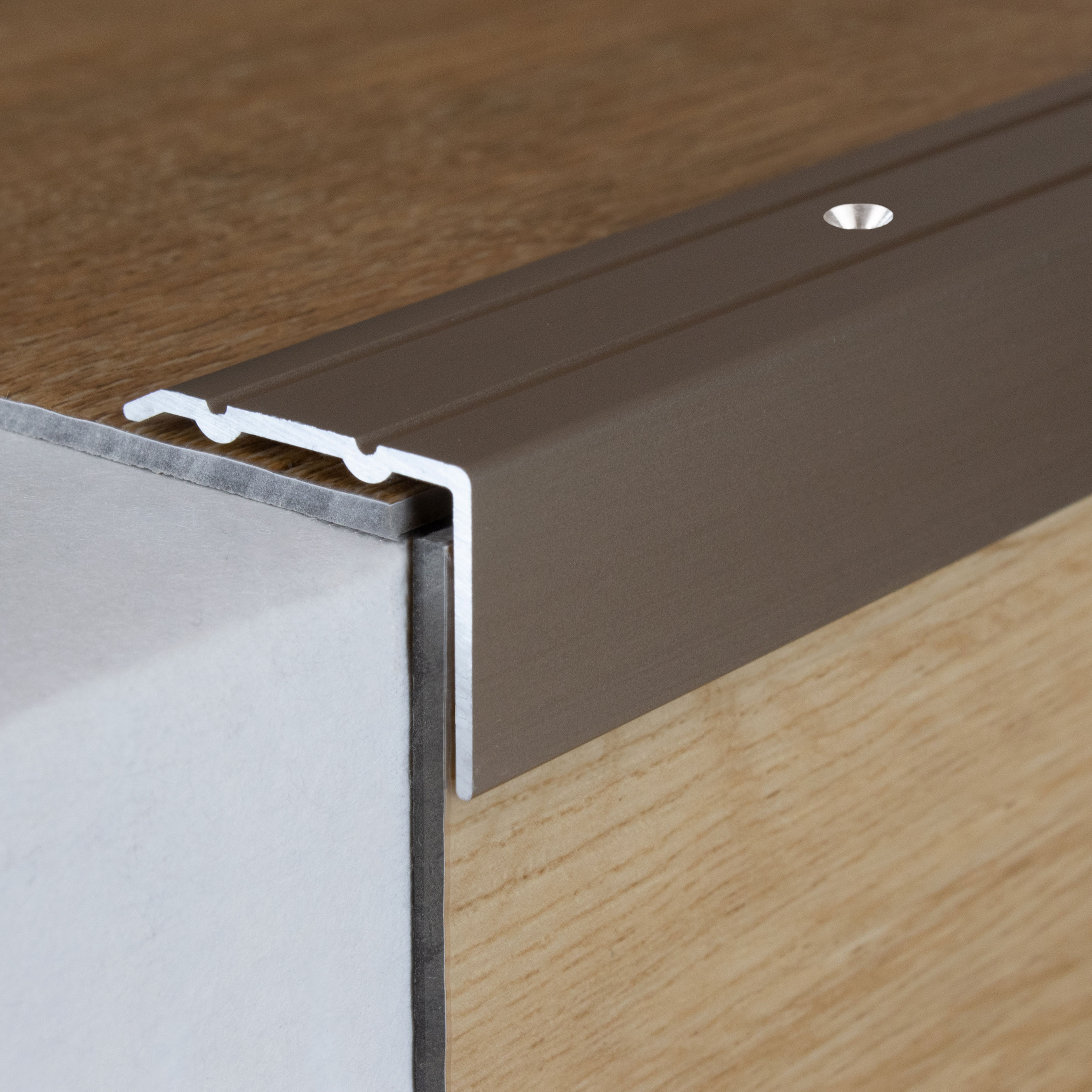 Perfiles angulares y de canto para escaleras PROVISTON Salerno, ancho 24,5 mm, aluminio